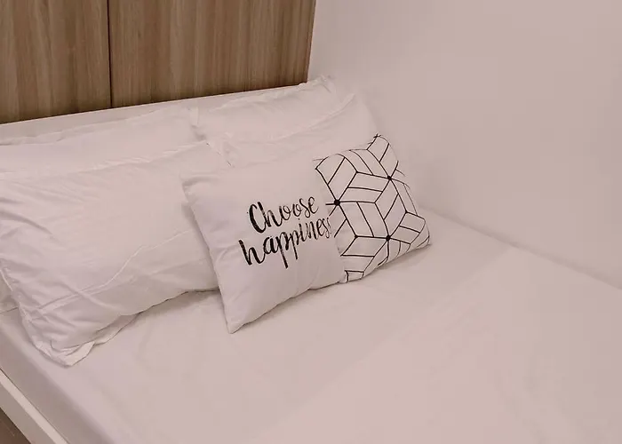 Citispace 1br Condotel At Fame Residences #fm01a Manila